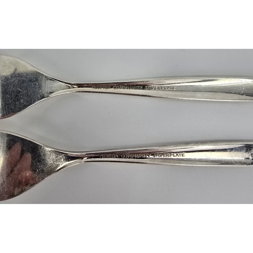 Oneida Community‎ Silverplate 1960 Enchantment Gentle Rose 2 Salad Forks